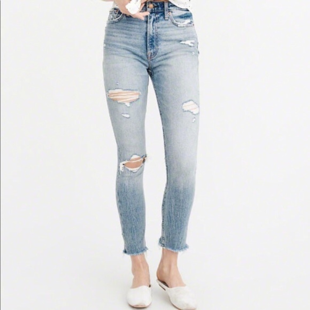 Abercrombie High Rise Slim Jean